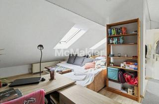 Wohnung kaufen in 90489 Nürnberg, Attraktive 1-Zimmer-Dachgeschosswohnung in Nürnberg – kompakt, hell, gut vermietbar