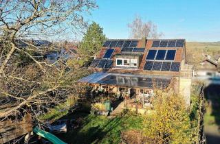 Haus kaufen in 75233 Tiefenbronn, Tiefenbronn - Nachhaltiger Wohntraum: Großzügiges, A+-zertifiziertes Familienhaus mit Garten und Einlieger-Potenzial