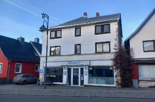 Haus kaufen in 98587 Steinbach-Hallenberg, Steinbach-Hallenberg - Wohn- und Geschäftshaus mit Potenzial zur Neugestaltung