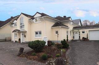 Einfamilienhaus kaufen in 56244 Helferskirchen, Helferskirchen - Exklusives Einfamilienhaus mit Einliegerwohnung mit erstklassiger Ausstattung und schönem Grundstück
