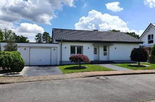 Einfamilienhaus kaufen in 46499 Hamminkeln, Hamminkeln - Ausbaufähiger Bungalow mit großen Grundstück zu verkaufen