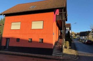 Haus kaufen in 66885 Altenglan, Altenglan - Freistehendes ( teilweise möbliertes) Haus mit Einliegerwohnung