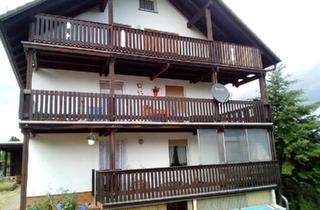 Haus kaufen in 92670 Windischeschenbach, Windischeschenbach - Dreifamilienhaus mit großem Hanggrundstück