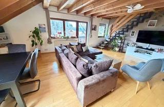 Wohnung kaufen in 79837 Häusern, Gemütliche Dachgeschoss-Maisonette mit langem Balkon - schöne Aussichten!