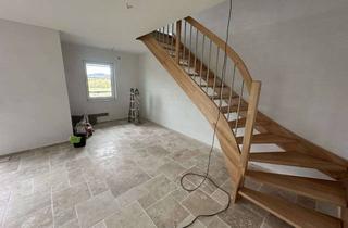 Wohnung kaufen in 35649 Bischoffen, Traumhafte KfW-40 Eigentumswohnung im Erstbezug mit Pool, Terrasse und Photovoltaik