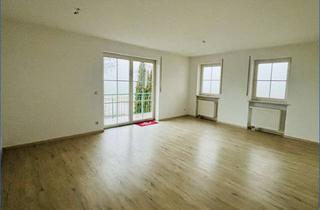 Wohnung kaufen in 86571 Langenmosen, Idylle pur: Wohnen mit Blick auf Wiesen & Pferdeweiden!