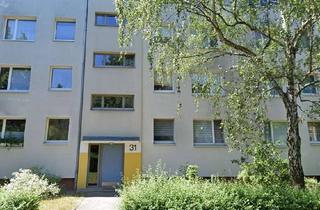 Wohnung kaufen in 14165 Zehlendorf, Sehr hübsche 2 Zimmer Eigentumswohnung mit Balkon und Garten