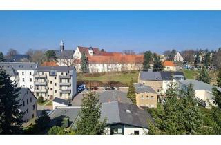 Wohnung kaufen in Albert-Einstein-Str. 33a, 09212 Limbach-Oberfrohna, Genießen Sie den Ausblick ... Schöne DG-Wohnung mit Balkon u. TG!