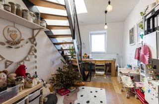 Wohnung mieten in 60389 Nordend-Ost, Top Sanierte Altbauwohnung, Günthersburgpark: 2,5-Zimmer mit Dachterrasse