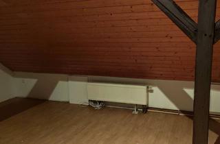 Wohnung mieten in Eberstädter Marktstraße, 64297 Eberstadt, Großzügige 4-Zimmer-Wohnung mit Balkon in Darmstadt-Eberstadt