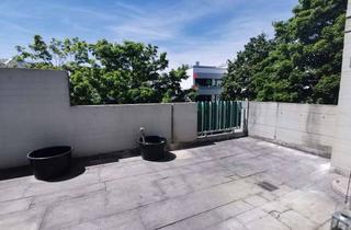 Wohnung mieten in 81925 Bogenhausen, 24 qm Dachterrasse, 55 qm Innenwohnraum 2-Zimmer-Wohnung mit 2 Balkonen in Bogenhausen