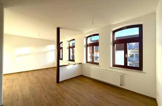 Wohnung mieten in Töpferwall 32, 06749 Bitterfeld-Wolfen, Modern wohnen im Zentrum: Hochwertige 2-Zimmer-Wohnung mit Balkon & neuer Einbauküche