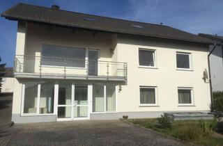 Wohnung mieten in 56412 Stahlhofen, Wohnen auf 2 Etagen - 6-Zimmer Wohnung - Wohnküche - Balkon - Garage - Garten