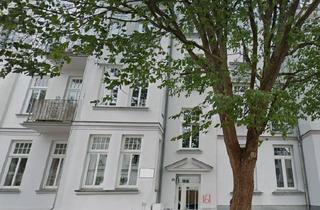 Wohnung mieten in Patriotischer Weg 12, 18057 Kröpeliner Tor-Vorstadt, 4-Zimmer-Wohnung in der schönen KTV