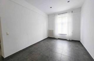 Lofts mieten in Kurfürstenstraße 22, 50321 Brühl, Raum, Licht, Charakter – außergewöhnliche Loftwohnung mit Garten in historischer Villa