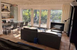 Wohnung mieten in Haselbusch 36, 24146 Elmschenhagen-Süd, Attraktive 1-Zimmer-Wohnung mit EBK und Terrasse im Grünen