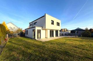 Haus kaufen in Heinrich-Heine-Ring 15, 06809 Roitzsch, Roitzsch: Einziehen & WohlfühlenModernes Familienhaus mit großzügigem Wohnraum und tollen Garten