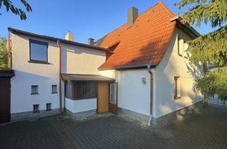 Haus kaufen in 06667 Weißenfels, Charmantes Juwel in Weißenfels: Großzügiges Haus mit Gestaltungspotential in begehrter Lage nahe ...