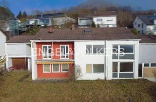 Haus kaufen in 73447 Oberkochen, Modernisierung mit Weitblick – Renovierungbedürftiges EFH mit großer Perspektive