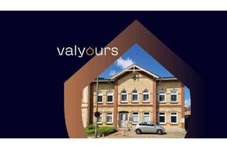 Mehrfamilienhaus kaufen in 24837 Schleswig, Charaktervolles Mehrfamilienhaus in Schleswig: 3 Wohneinheiten, 6 Stellplätze, voll vermietet