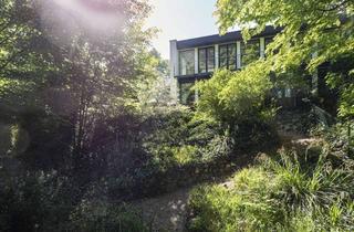 Haus kaufen in 90482 Mögeldorf, Traumhaftes Stadthaus am Naturschutzgebiet – Eine grüne Oase der Superlative!