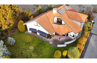 Einfamilienhaus kaufen in 88410 Bad Wurzach, Stilvolles Einfamilienhaus mit Doppelgarage, Garten, Terrasse, Loggia + Balkon in 88410 Bad Wurzach