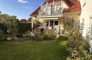 Reihenhaus kaufen in 18107 Elmenhorst/Lichtenhagen, Reihenhaus mit 3 abgeschlossenen Einheiten, Süd-Terrasse mit Garten, EBK, 3 Bäder, 3 Küchen