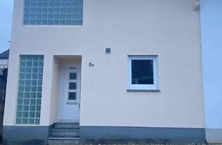 Haus mieten in 54293 Pfalzel, Charmantes renoviertes Reihenhaus mit 3 Zimmern in Trier-Pfalzel, Einbauküche, Keller und Speicher