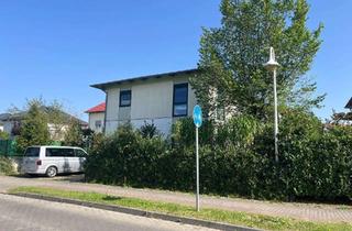 Anlageobjekt in 16341 Panketal, DEUTSCHMANN IMMOBILIEN ***** ivd - Trend-Investition: Vermietetes EFH in bester Lage von Panketal!