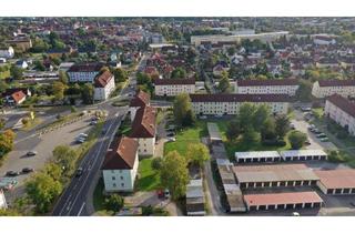 Anlageobjekt in 98646 Hildburghausen, 26 Wohnungen mit 31 Garagen als Kapitalanlage Faktor 11