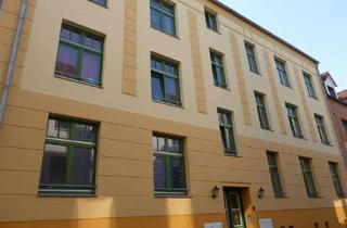 Anlageobjekt in 18055 Stadtmitte, Vermietetes Mehrfamilienhaus mit ca. 508 m² Wohnfläche, 8 WE, Teilungserklärung, Keller und Balkone!