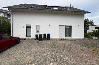 Einfamilienhaus kaufen in Waldweg 18, 37671 Höxter, Höxter, EFH + ELW