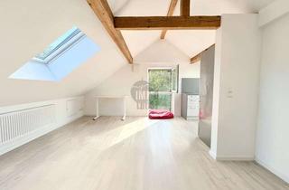 Wohnung kaufen in 74182 Obersulm, KERNSANIERTE 2-ZIMMER-DG-WOHNUNG MIT EINBAUKÜCHE