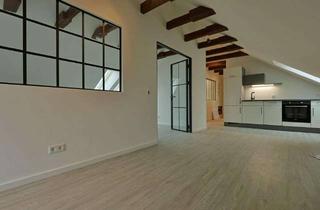 Wohnung mieten in Schlachthausstr. 23, 92224 Amberg, Exklusive Dachgeschosswohnung - Fußbodenheizung, Designglas, EBK & Sichtbalken