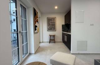 Wohnung mieten in Kaiserallee 147a, 76185 Mühlburg, Erstbezug nach Kernsanierung: Möbliertes Luxus Studio Apartment inklusive Nebenkosten, WLAN etc.