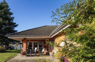 Haus kaufen in 17213 Göhren-Lebbin, Naturnah am Fleesensee: Moderner Bungalow mit Weitblick