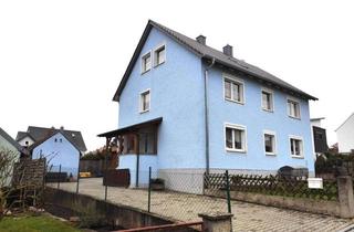 Haus kaufen in 92245 Kümmersbruck, Zweifamilienhaus mit Nebengebäuden in Kümmersbruck bei Amberg!