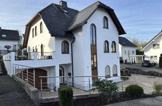 Haus mieten in 59872 Meschede, / Stilvolles Einfamilienhaus mit Einliegerwohnung in Meschede-Süd!