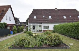 Doppelhaushälfte kaufen in 28857 Syke, Großes modernisiertes EFH+ EBK + Wintergarten + 3 Bäder mit 2 Stellplätzen vor dem Haus