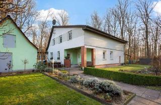 Einfamilienhaus kaufen in 15537 Grünheide, Grünheide (Mark) - Gepflegtes Wohnhaus mit Einliegerwohnung in idyllischer Waldrandlage