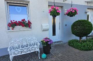 Wohnung kaufen in 50259 Pulheim, Pulheim - Haus in WEG || zentrale Lage in Pulheim-City (provisionsfrei)