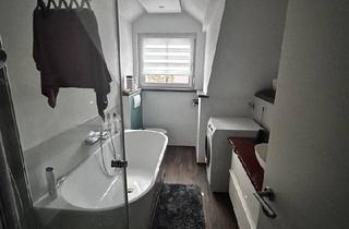 Wohnung kaufen in 86368 Gersthofen, Gersthofen - Moderne helle renovierte 3 Zimmer DG Wohnung mit großem Balkon vo