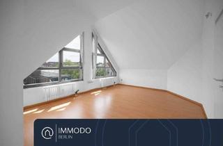 Wohnung kaufen in 13407 Berlin, Berlin - ? Dachgeschoss-Refugium mit Dreiecksfenstern - Helle 3 Zi-Whg mit Südost-Terrasse in Reinickendorf