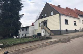 Haus kaufen in 66606 St. Wendel, Sankt Wendel - 2 Häuser,4 Garagen in Hüttigweiler auf 1028 qm Grundstück