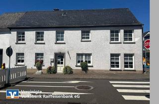 Haus kaufen in 54497 Morbach, Morbach - Wohn- und Geschäftshaus in zentraler Lage