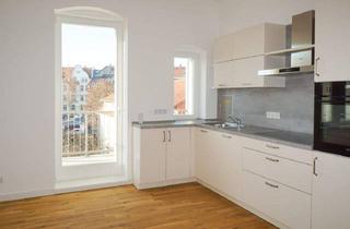 Wohnung kaufen in Karl-Liebknecht-Straße 8, 01796 Pirna, Pirna - Ideal für Familien: Erstbezug + Balkon + Stellplatz + Einbauküche!