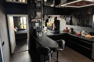 Wohnung kaufen in Wilhelm-Maybach-Str. 26, 68766 Hockenheim, Darf es etwas dunkler sein? Außergewöhnliche 4 Zimmerwhg. mit tollem Ausblick, Einbauküche + Garage