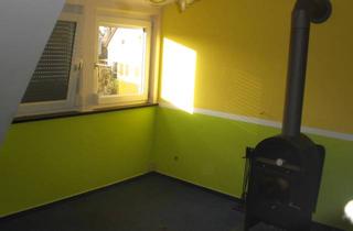 Wohnung mieten in 74343 Sachsenheim, 5-Zimmer Wohnung 90 qm in Kleinsachsenheim im 2-FH sehr ruhige Lage, Niedrige Miete für Sanierer!!