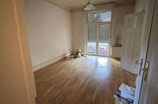 Wohnung mieten in 68165 Schwetzingerstadt, Renovierte 4-Zimmer-Wohnung in Mannheim mit Balkon & Garten