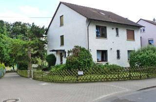 Wohnung mieten in Am Leisrain 38, 65936 Sossenheim, 3-Zi.-Whg. mit zus. DG-Apartment, Terrasse und Garage direkt am Höchster Stadtpark